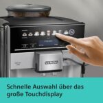 Siemens Kaffeevollautomat EQ6 plus s300, Milchsystem, 11 Getränke, automatische Reinigung des Milchsystems, Keramikmahlwerk, großes Touchdisplay, Silber, TE653501DE