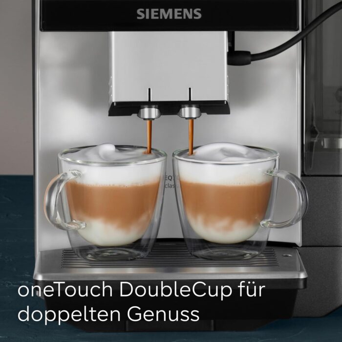 Siemens Kaffeevollautomat EQ700 classic, großes farbiges TFT-Display, 36 Heiß- und Kaltgetränke, Cold Brew, 10 Favoriten, 2-Tassen-Funktion, Steuerung per App, autom. Reinigungsystem, Silber, TP715E17