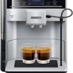Siemens Kaffeevollautomat EQ6 plus s300, Milchsystem, 11 Getränke, automatische Reinigung des Milchsystems, Keramikmahlwerk, großes Touchdisplay, Silber, TE653501DE